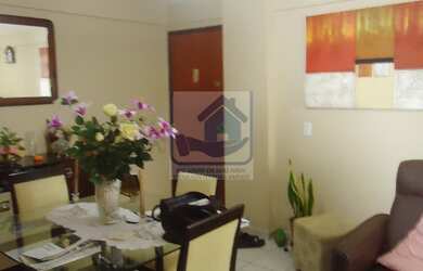 Imagem: O apartamento possui 3 Dormitórios, 1 Suíte, 1 Banheiro, 1