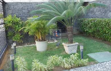 Imagem: O apartamento possui 4 Dormitórios, 1 Suíte, 2 Banheiros