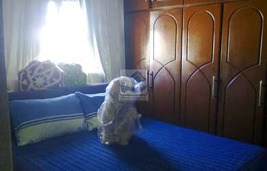 Imagem: O apartamento possui 3 Dormitórios, 1 Banheiro, 1 Vaga na garagem