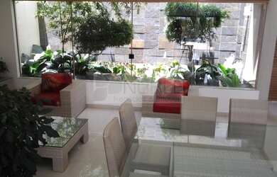 Imagem: A casa em condomínio possui 3 Dormitórios, 3 Suítes, 6 Banheiros