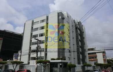 Imagem: O apartamento possui 4 Dormitórios, 2 Suítes, 1 Banheiro