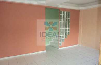 Imagem: A casa possui 2 Dormitórios, 2 Banheiros, 1 Vaga na garagem