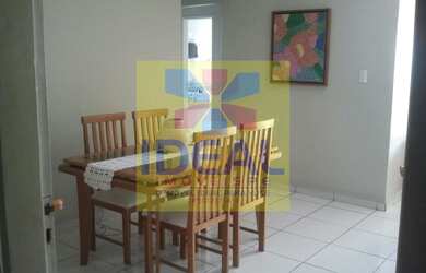 Imagem: O apartamento possui 3 Dormitórios, 1 Banheiro, 1 Vaga na garagem