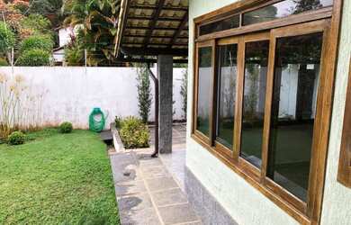 Imagem 6: Casa em bairro Nobre. Churrasqueira, Área de serviço, 20m² de Área...