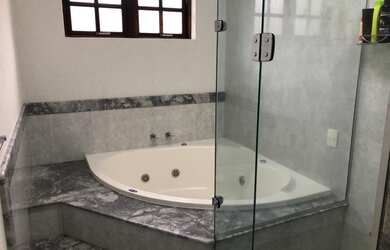 Imagem 15: Casa em bairro Nobre. Churrasqueira, Área de serviço, 20m² de Área...