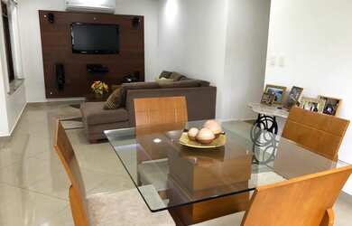 Imagem 11: Casa em bairro Nobre. Churrasqueira, Área de serviço, 20m² de Área...