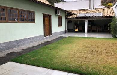 Imagem 5: Casa em bairro Nobre. Churrasqueira, Área de serviço, 20m² de Área...