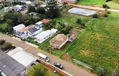 Imagem 9: Terreno amplo, em frente a Escola Mathias Lorenzon, no Bairro Santa Catarina, em Getúlio V