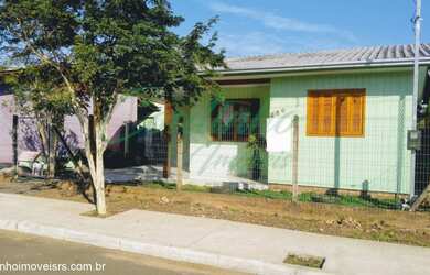 Imagem: A casa está localizado em Amaral Ribeiro, Sapiranga à venda