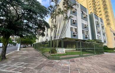 Imagem: O apartamento possui 3 Dormitórios, 2 Banheiros, 2 Vagas na