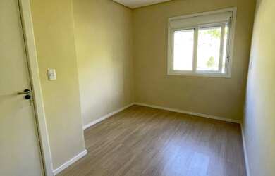 Imagem 8: Casa com 3 Dormitorio s localizado a no bairro Colina Sorriso em Caxias...