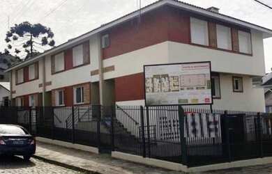 Imagem: A casa possui 2 Dormitórios, 1 Banheiro e está localizado