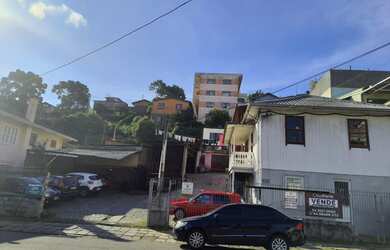 Imagem: O terreno possui 720m² de Área e está localizado em Bela