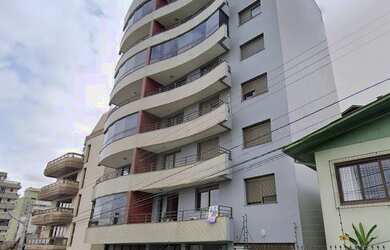 Imagem: O apartamento possui 2 Dormitórios, 1 Suíte, 2 Banheiros