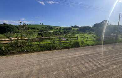 Imagem: A chácara está localizado em Fazenda Pires, Parobé à venda