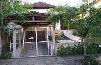 Imagem: A casa possui 2 Dormitórios, 1 Banheiro e 1 Vaga na garagem