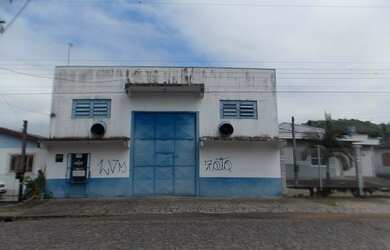 Imagem: A sala comercial possui 2 Banheiros e está localizado em Centro