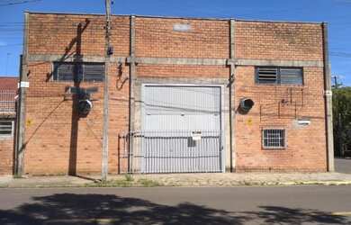 Imagem: A sala comercial possui 4 Banheiros, 400m² de Área Privada