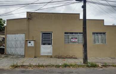 Imagem: A sala comercial possui 360m² de Área Privada e está localizado