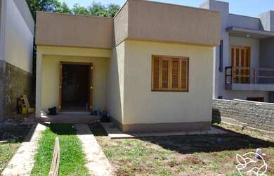 Imagem: A casa em condomínio possui 3 Dormitórios, 1 Banheiro, 61m²