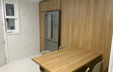 Imagem: O apartamento possui 3 Dormitórios, 1 Suíte, 4 Banheiros