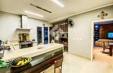 Imagem 3: Condomínio Alphaville, 4 dormitórios, 4 suíte, 5 banheiro, 4 vagas...