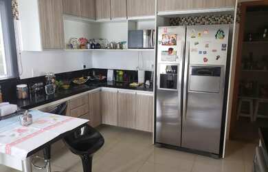 Imagem 2: Condomínio Belvedere I. Piscina, Churrasqueira, 320m² de Área Privadae4...