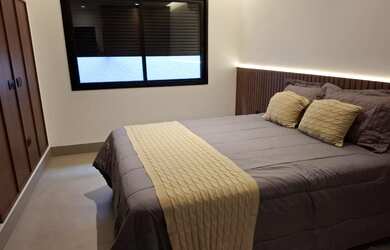 Imagem 8: Casa de Alto Padrão com Piscina Infinita no Condomínio Mirante do Rio...