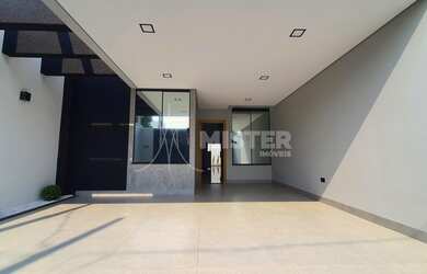 Imagem: A casa possui 3 Dormitórios, 1 Suíte, 2 Banheiros, 2 Vagas