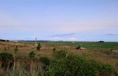 Imagem: A fazenda possui 250m² de Área e está localizado em Cordilheira