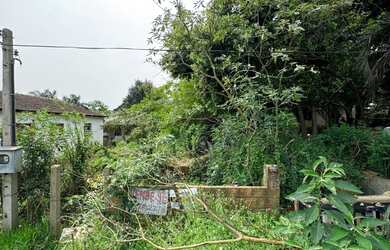 Imagem: O terreno possui 306m² de Área e está localizado em Ponche