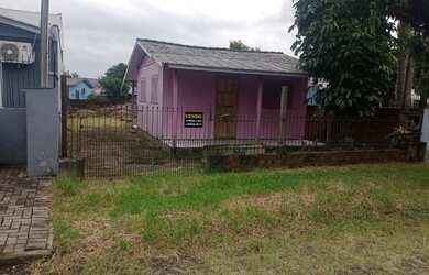 Imagem: A casa possui 2 Dormitórios, 1 Banheiro e 20m² de Área Privada