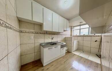 Imagem: O apartamento à venda possui 2 Dormitórios, 1 Banheiro, 1