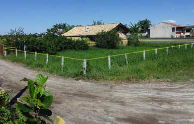 Imagem 3: Terreno Frente Mar de Esquina, Balneário Praia das Palmeiras, Itapoá-SC