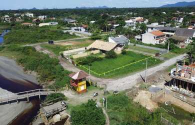 Imagem 4: Terreno Frente Mar de Esquina, Balneário Praia das Palmeiras, Itapoá-SC