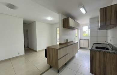 Imagem: O apartamento possui 2 Dormitórios, 1 Suíte, 2 Banheiros