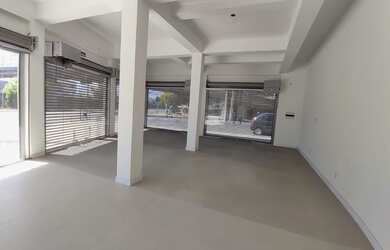 Imagem: A sala comercial possui 2 Banheiros, 79m² de Área Privada