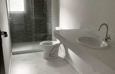 Imagem 9: VENDO APARTAMENTO AMPLO 210 M² PRAIA DE ARMAÇÃO SALVADOR BA