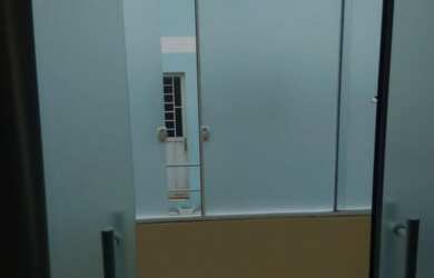 Imagem: A casa possui 2 Dormitórios, 1 Banheiro, 1 Vaga na garagem