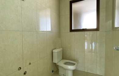 Imagem: O apartamento possui 3 Dormitórios, 3 Suítes, 1 Banheiro