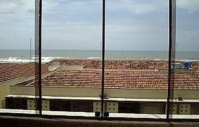 Imagem: O apartamento possui Imóvel mobiliado e está localizado em