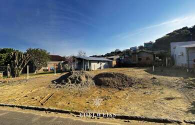 Imagem: O terreno possui 457m² de Área e está localizado em Figueira