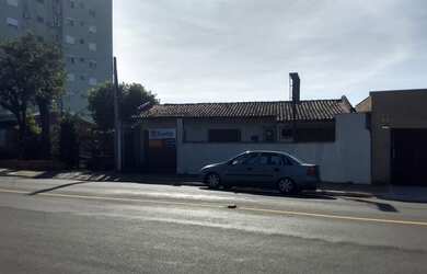 Imagem 4: Casa comercial em frente ao SESI de Novo Hamburgo