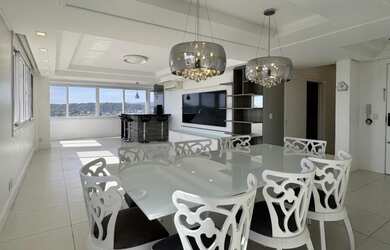 Imagem: O apartamento possui 4 Dormitórios, 2 Suítes, 5 Banheiros