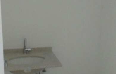 Imagem: A sala comercial possui 1 Vaga na garagem e 38m² de Área Privada