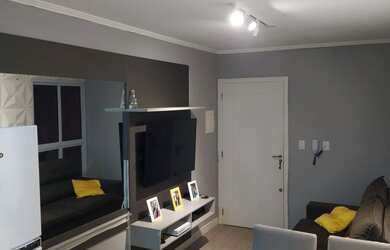 Imagem: O apartamento possui 2 Dormitórios, 1 Banheiro, 1 Vaga na garagem