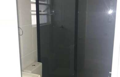 Imagem: O apartamento possui 1 Dormitório, 1 Banheiro, 1 Vaga na garagem