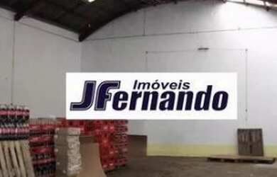 Imagem: O depósito possui 4 Vagas na garagem, 300m² de Área e está