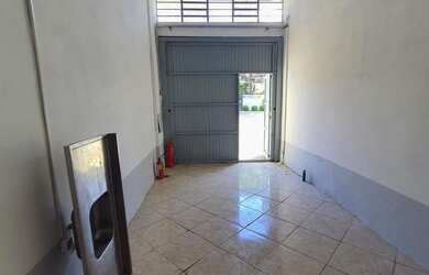 Imagem: A sala comercial possui 1 Banheiro e 12m² de Área Privada