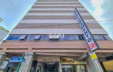 Imagem: A sala comercial possui 1 Banheiro, 4 Vagas na garagem, 38m²